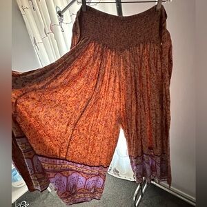 Vagary GORGEOUS Moon Chant Palazzo Pants